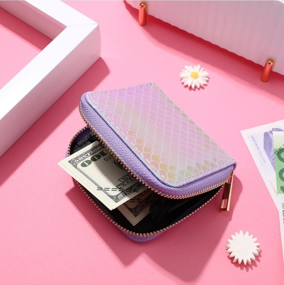Holographic Mermaid Scale Wallet - Picture 6 of 7